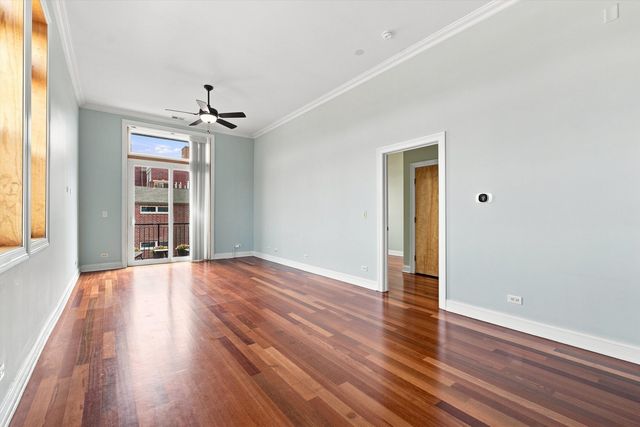 4755 N Washtenaw Avenue 309, Chicago, IL 60625