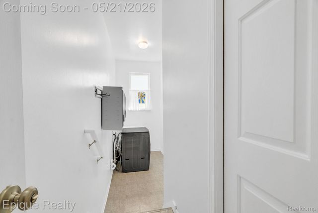 43040 Emerson Way, Novi, MI 48377