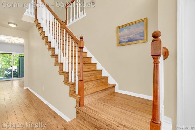 43040 Emerson Way, Novi, MI 48377