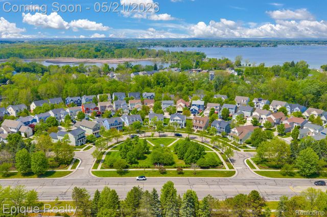43040 Emerson Way, Novi, MI 48377