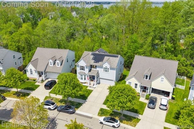 43040 Emerson Way, Novi, MI 48377