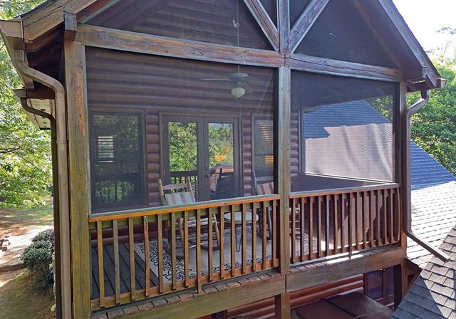 93 Deer Hunter Trail, Blue Ridge, GA 30513