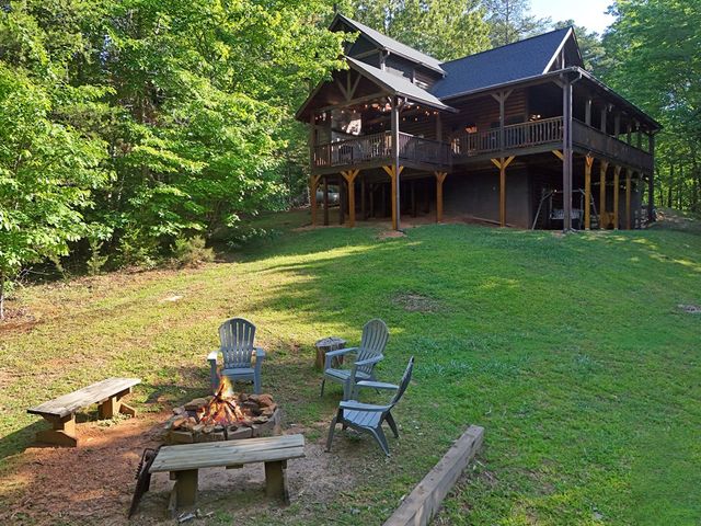 93 Deer Hunter Trail, Blue Ridge, GA 30513