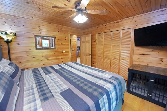 93 Deer Hunter Trail, Blue Ridge, GA 30513