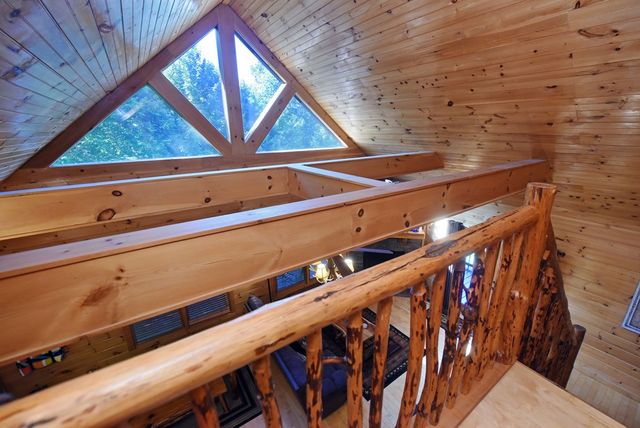 93 Deer Hunter Trail, Blue Ridge, GA 30513