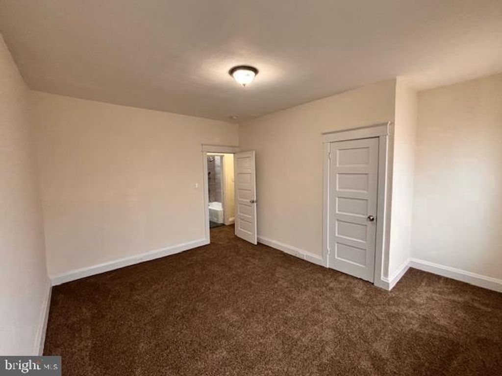 Image 17 of property listing at 1220 N POTOMAC ST, Baltimore, MD 21213