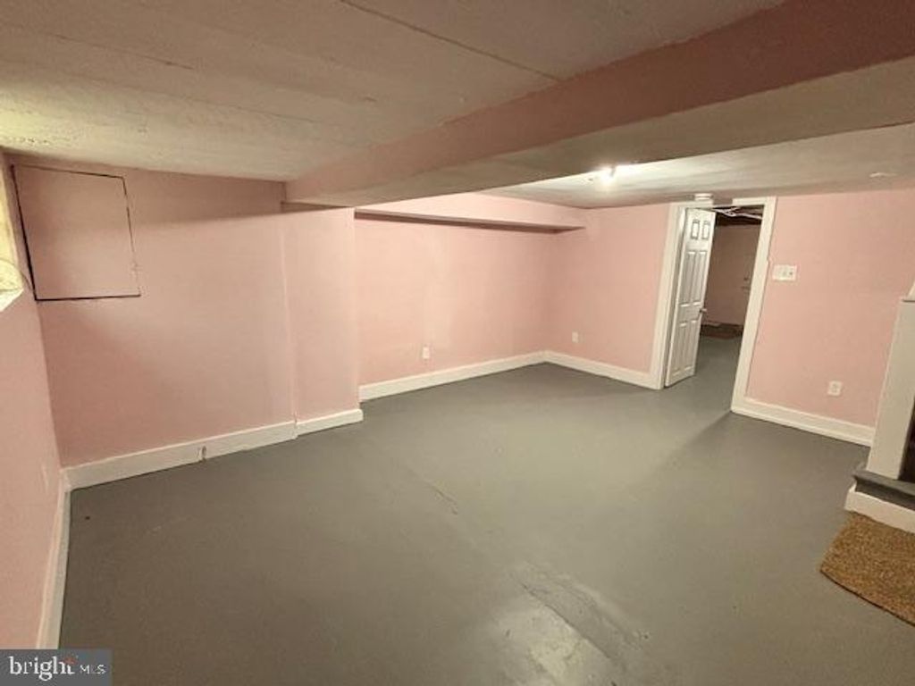 Image 20 of property listing at 1220 N POTOMAC ST, Baltimore, MD 21213