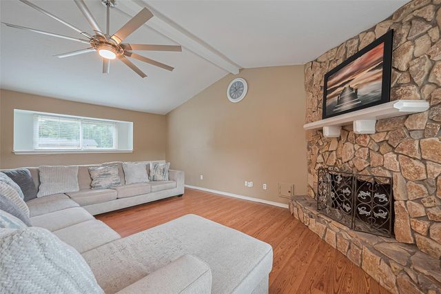 3319 Sycamore Springs Drive, Houston, TX 77339