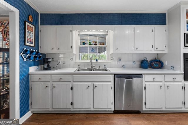 142 Plymouth Drive, Cartersville, GA 30120