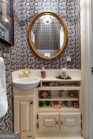 142 Plymouth Drive, Cartersville, GA 30120