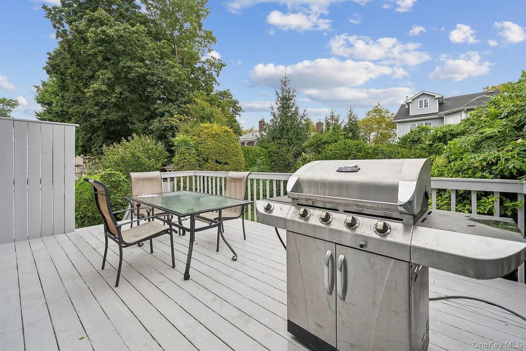 41 Margaretta Court, Staten Island, NY 10314 — photo 5