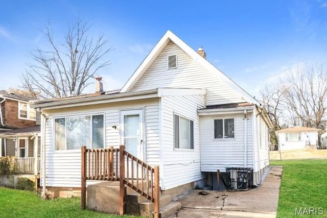 5470 Hamilton Avenue, Jennings, MO 63136