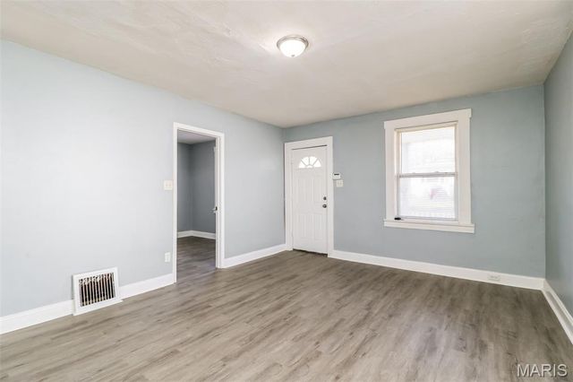 5470 Hamilton Avenue, Jennings, MO 63136