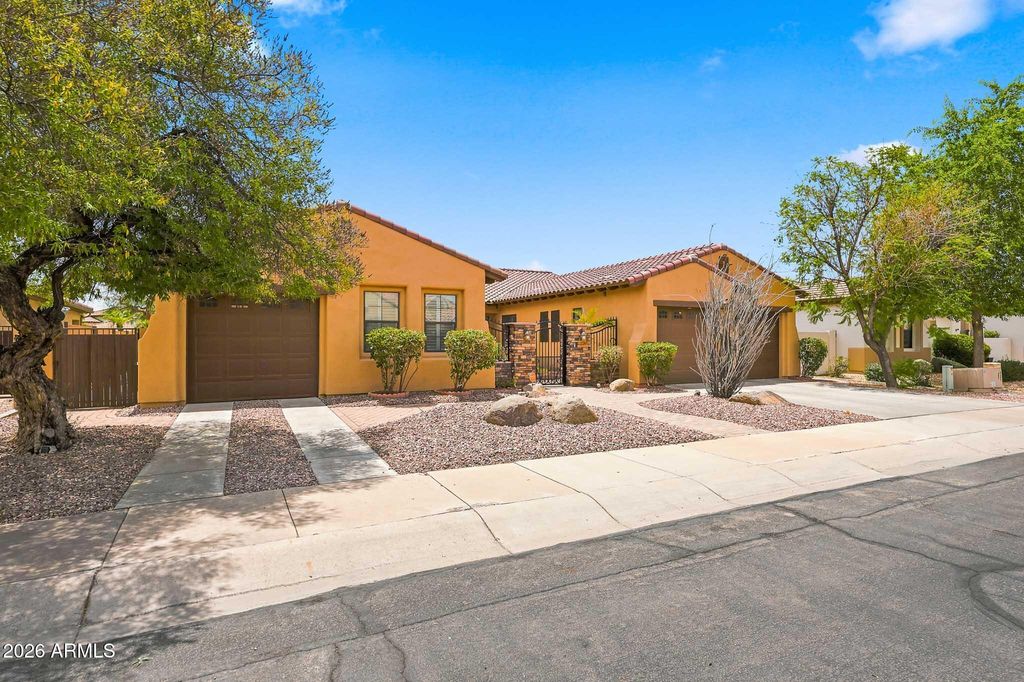 14545 W SHERIDAN Street, Goodyear, AZ 85395 — photo 3