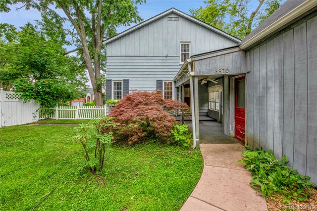 3870 Benstein Road, Commerce Charter Township, MI 48382