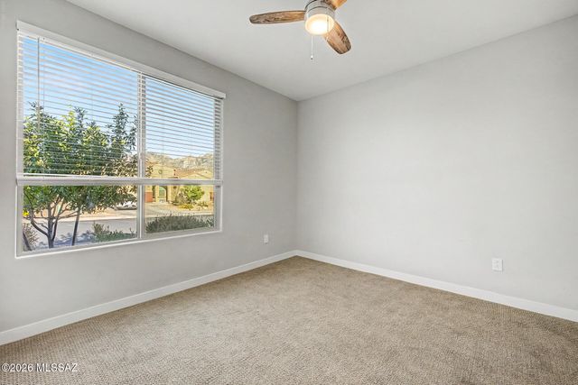 11839 N Silver Village Place, Tucson, AZ 85737