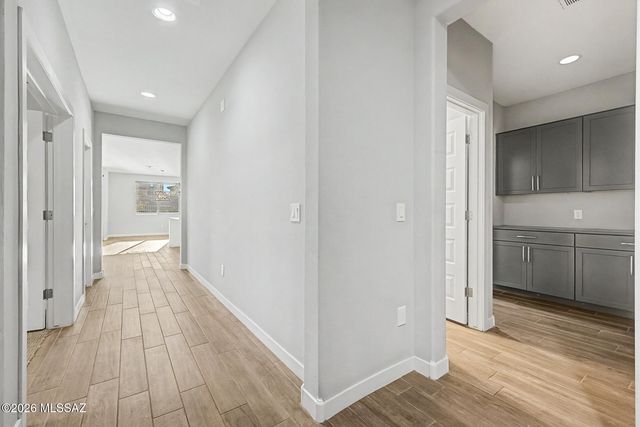 11839 N Silver Village Place, Tucson, AZ 85737