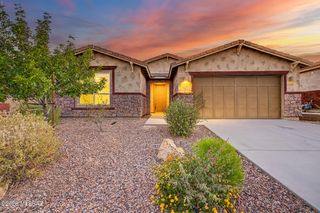 11839 N Silver Village Place, Tucson, AZ 85737
