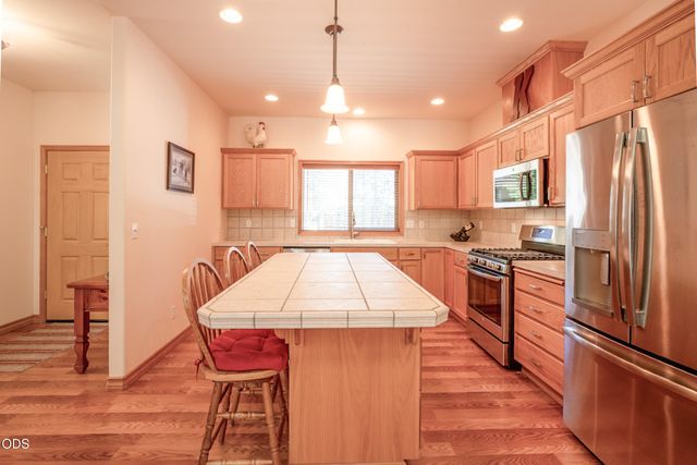 55620 Wagon Master Way, Bend, OR 97707