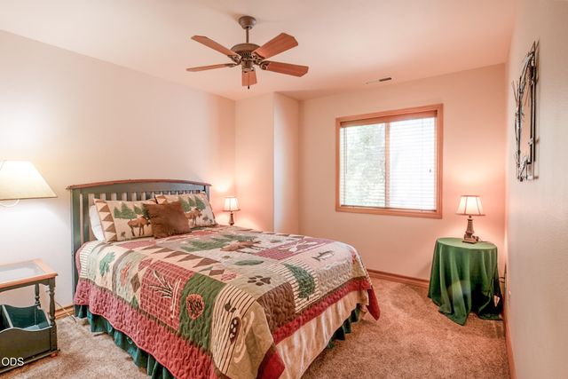 55620 Wagon Master Way, Bend, OR 97707