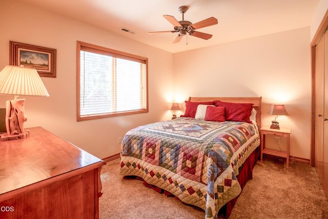 55620 Wagon Master Way, Bend, OR 97707