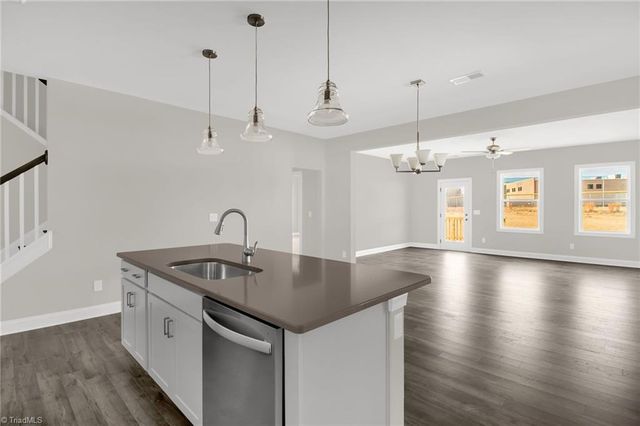 1465 Gunnison Court, Kernersville, NC 27284