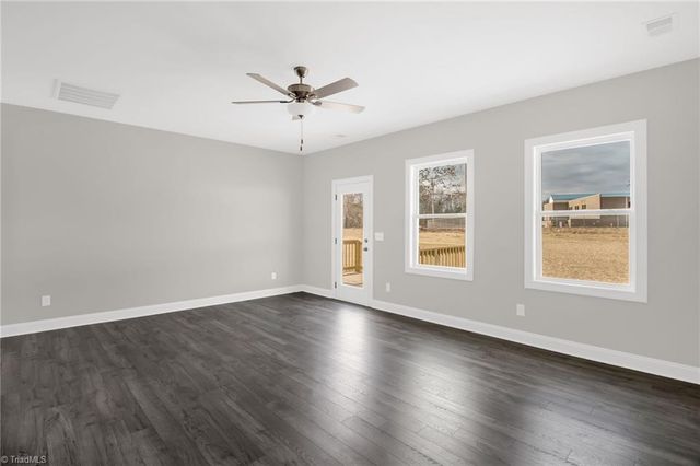 1465 Gunnison Court, Kernersville, NC 27284