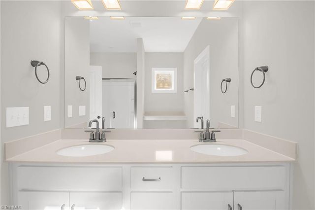 1465 Gunnison Court, Kernersville, NC 27284