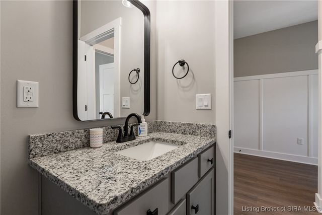 4694 Red Tail Ridge, Jeffersonville, IN 47130