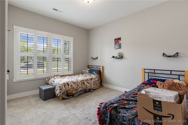 4694 Red Tail Ridge, Jeffersonville, IN 47130
