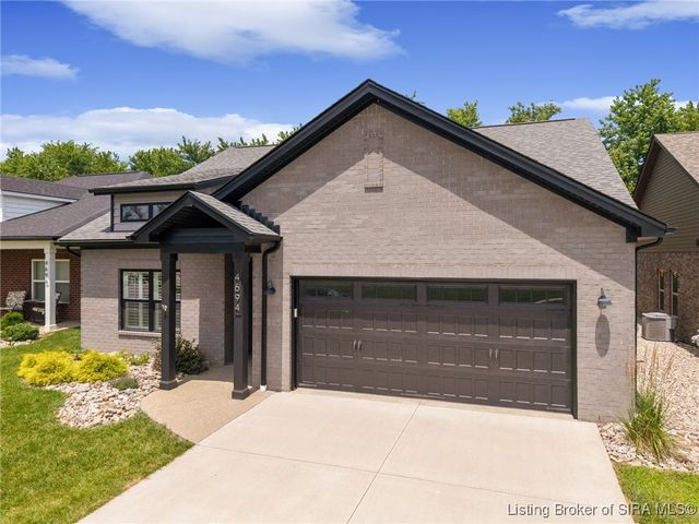 4694 Red Tail Ridge, Jeffersonville, IN 47130