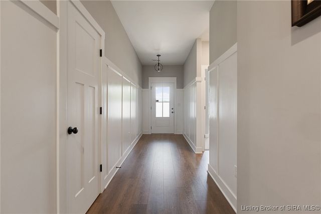4694 Red Tail Ridge, Jeffersonville, IN 47130