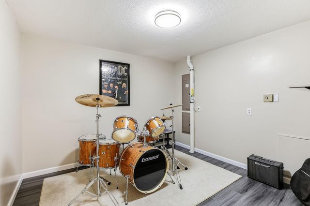 576 Burr Oak Lane, Hudson, WI 54016