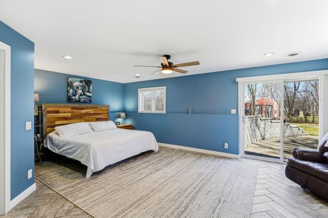 576 Burr Oak Lane, Hudson, WI 54016