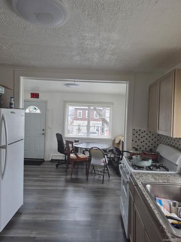 85 Grove Street, Newburgh, NY 12550