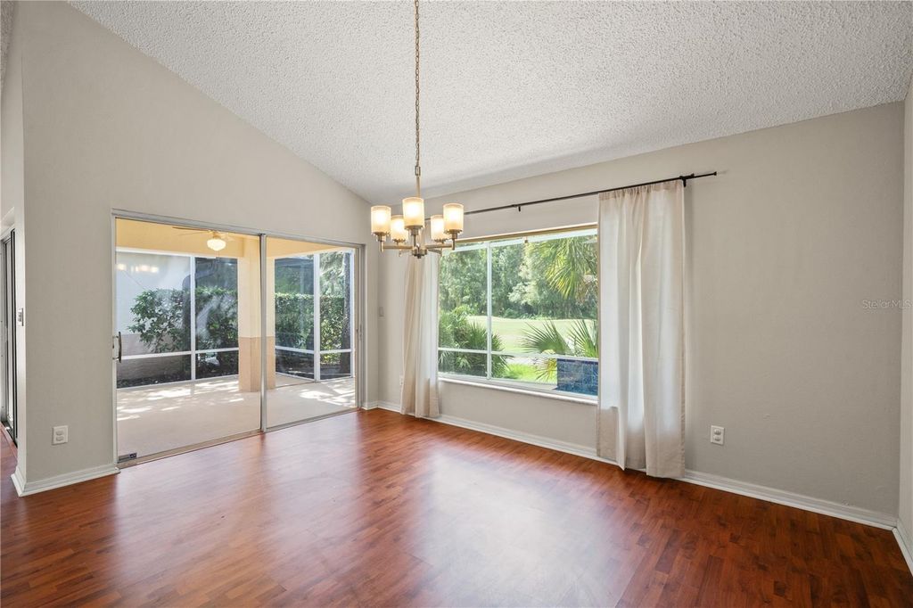 Image 19 of property listing at 6005 FAIRWAY PALMS COURT, Tampa, FL 33647
