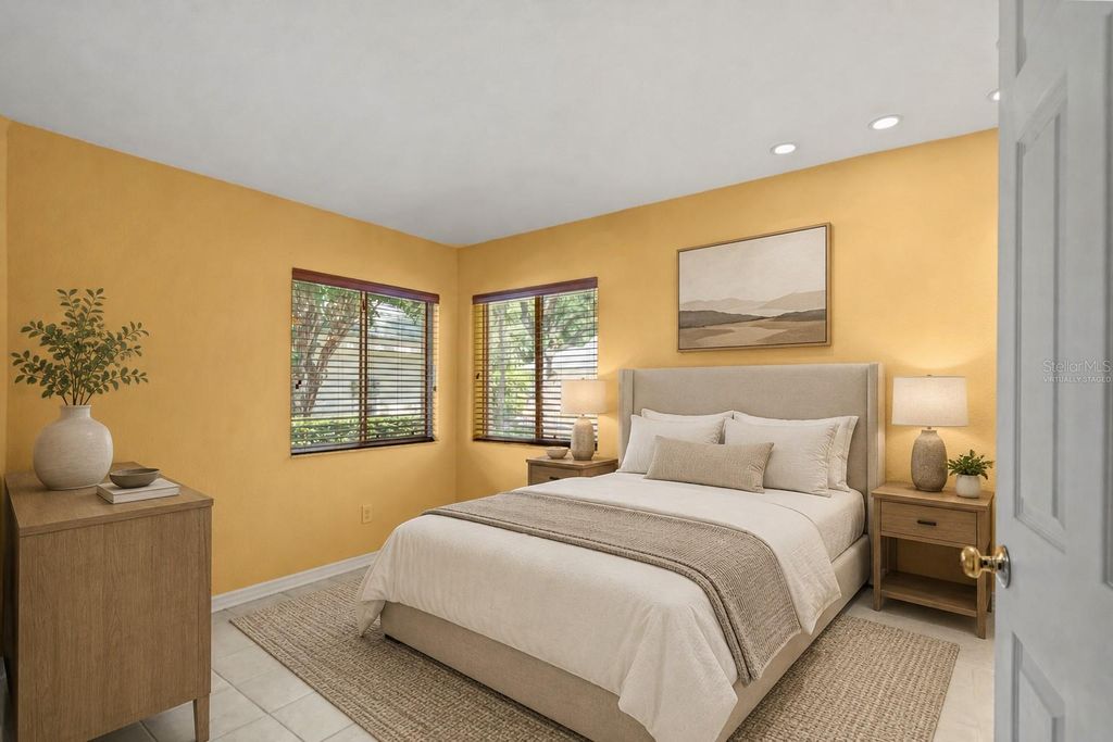 Image 36 of property listing at 6005 FAIRWAY PALMS COURT, Tampa, FL 33647