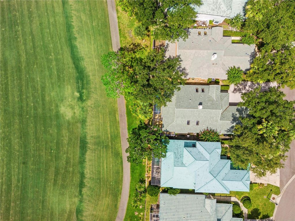 Image 48 of property listing at 6005 FAIRWAY PALMS COURT, Tampa, FL 33647