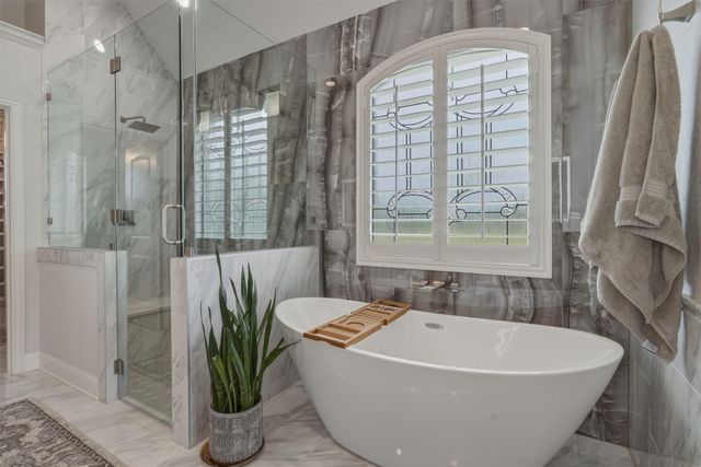 1232 Meredith Creek Lane, Fort Worth, TX 76179