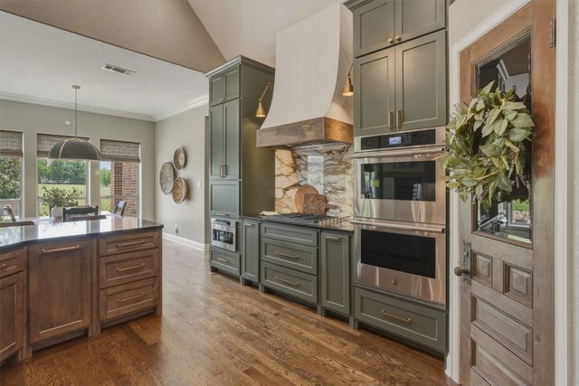 1232 Meredith Creek Lane, Fort Worth, TX 76179