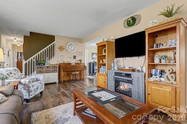 2262 Center Road, Chester, SC 29706