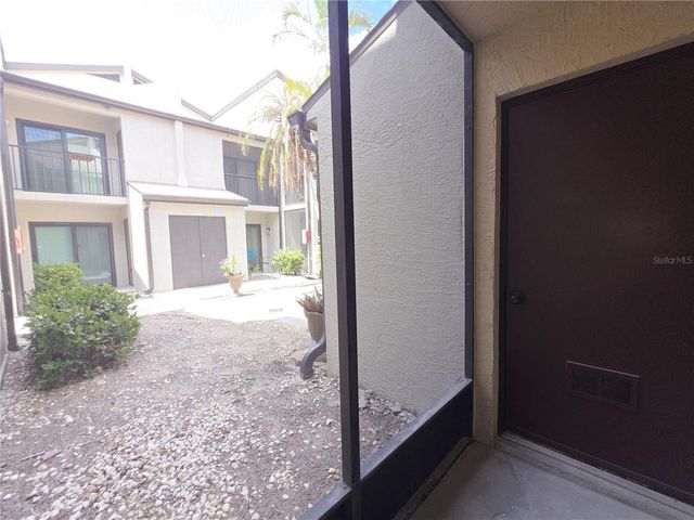 2599 COUNTRYSIDE BOULEVARD 117, Clearwater, FL 33761