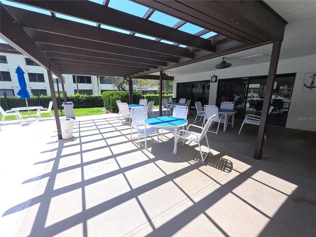 2599 COUNTRYSIDE BOULEVARD 117, Clearwater, FL 33761