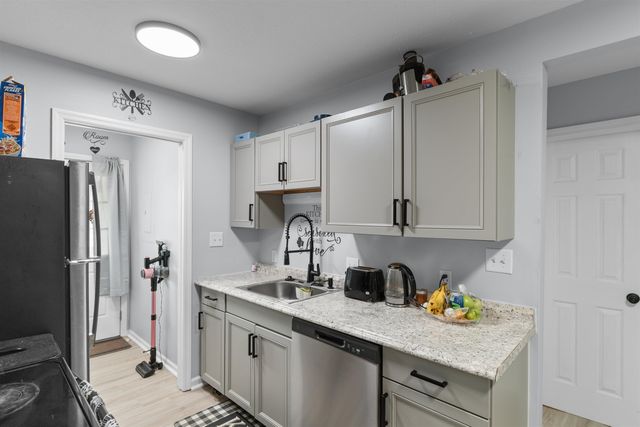 755 Burcale Rd Apt E8, Myrtle Beach, SC 29579