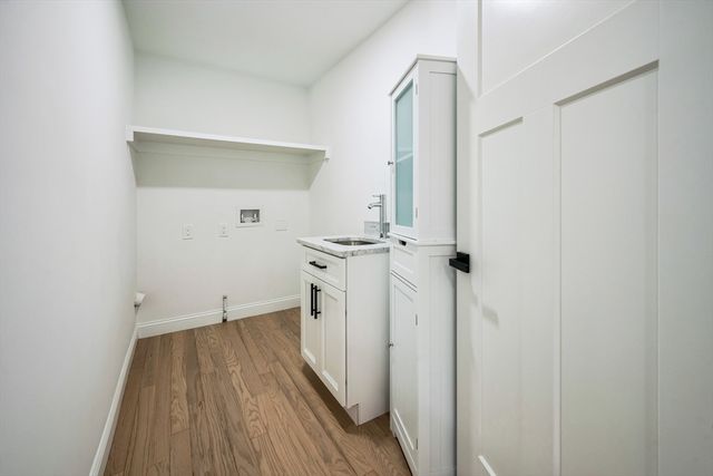 10 Falcon Dr, Shrewsbury, MA 01545