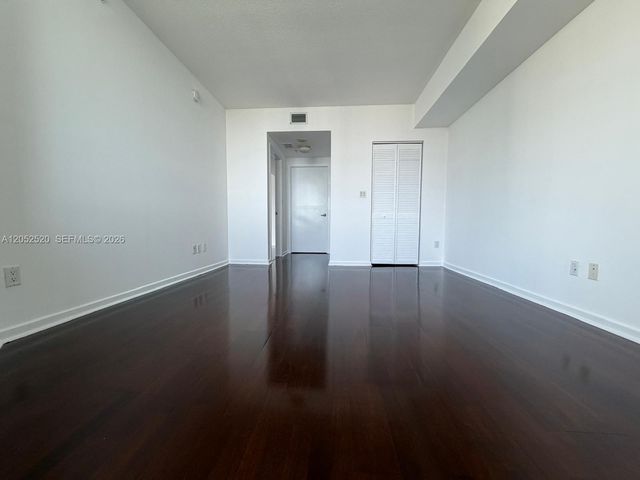 335 S Biscayne Boulevard 3507, Miami, FL 33131