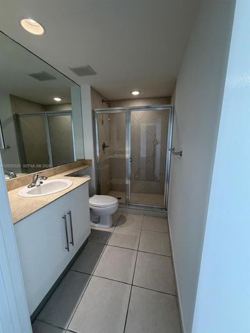 335 S Biscayne Boulevard 3507, Miami, FL 33131
