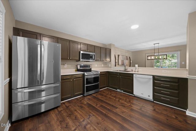 106 Martins Point Place, Cary, NC 27519