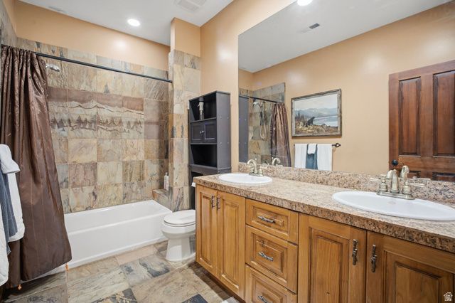 1 PEPPERWOOD POINTE, Sandy, UT 84092
