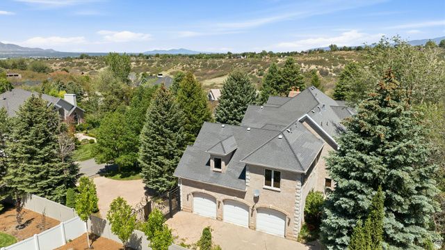 1 PEPPERWOOD POINTE, Sandy, UT 84092